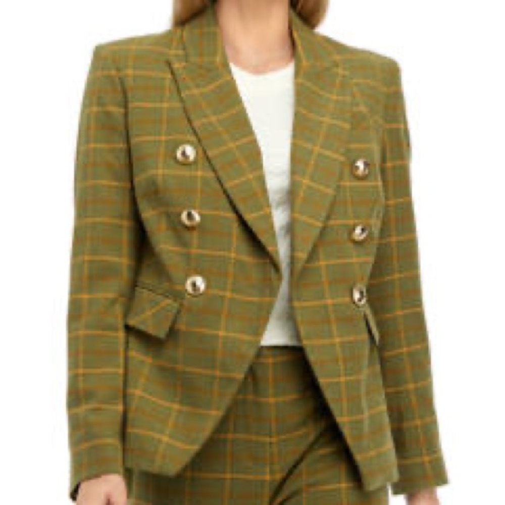 14 statement double breasted blazer. Buttons Beautiful. Excellent condition.